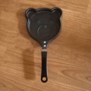 Teddy Bear mold skillet